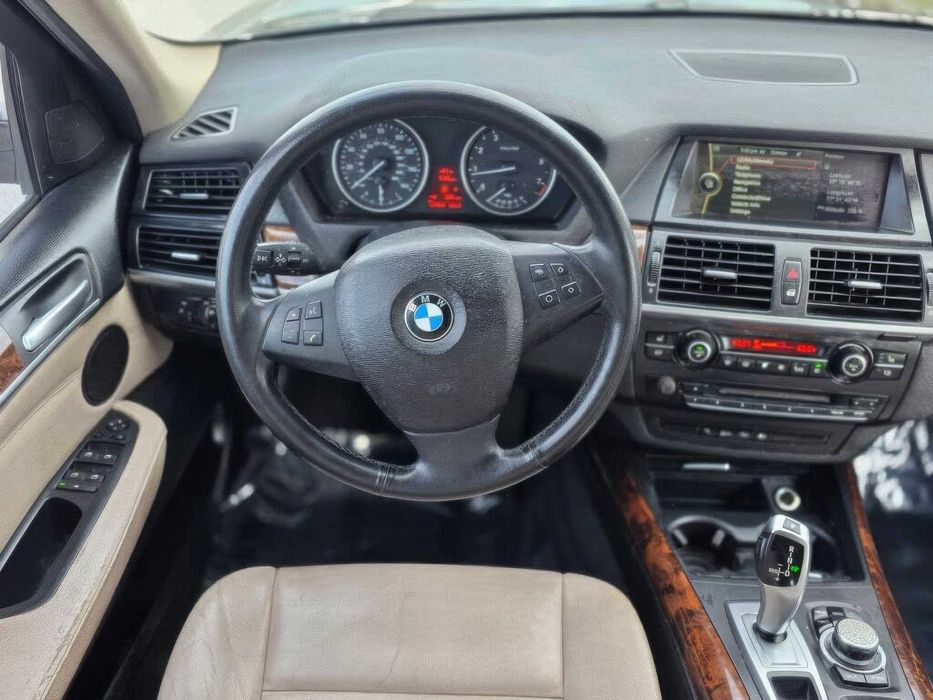 BMW X5 35d      2013