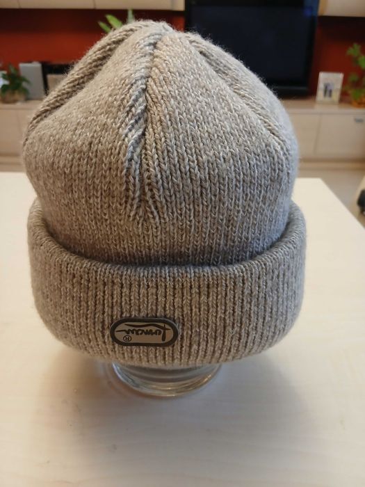 Czapka zimowa beżowo-szara