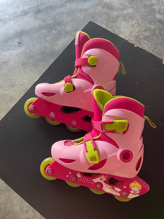 Patins cor de rosa usados