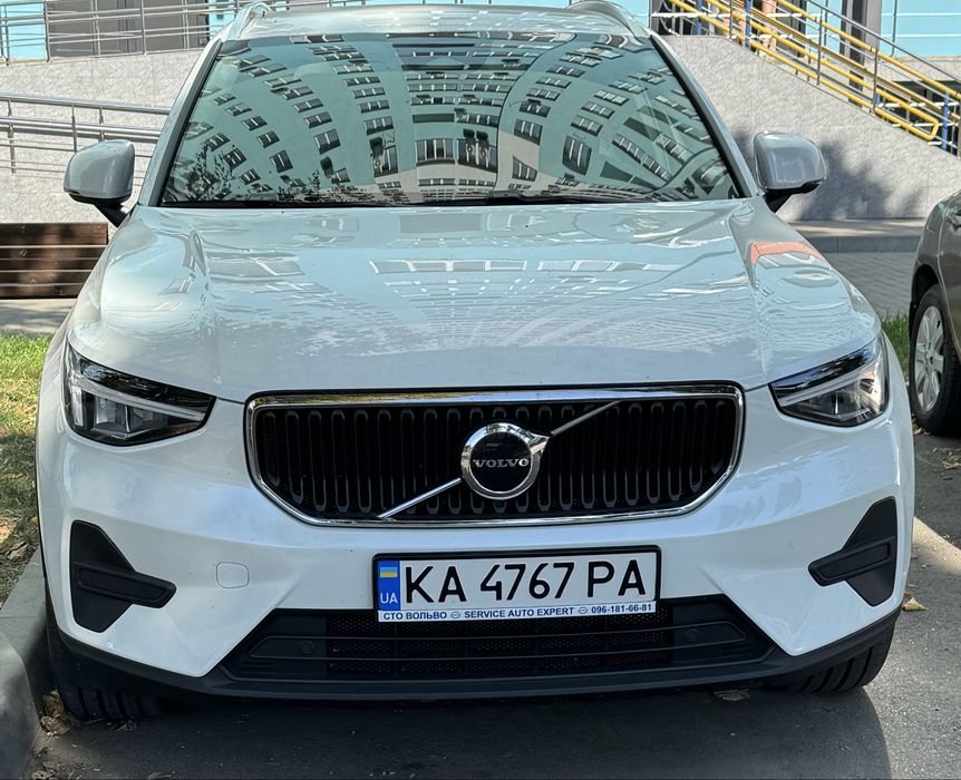 Volvo xc40 2023 модельного года (изгтовлено в 2022 году)