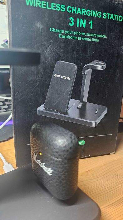 Ładowarka 3 w 1, bezprzewodowa stacja kompatybilny z Garmin.
