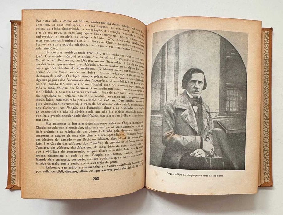 Lote 2 volumes VÉRTICE – (12 números) De 1948 a 1949.