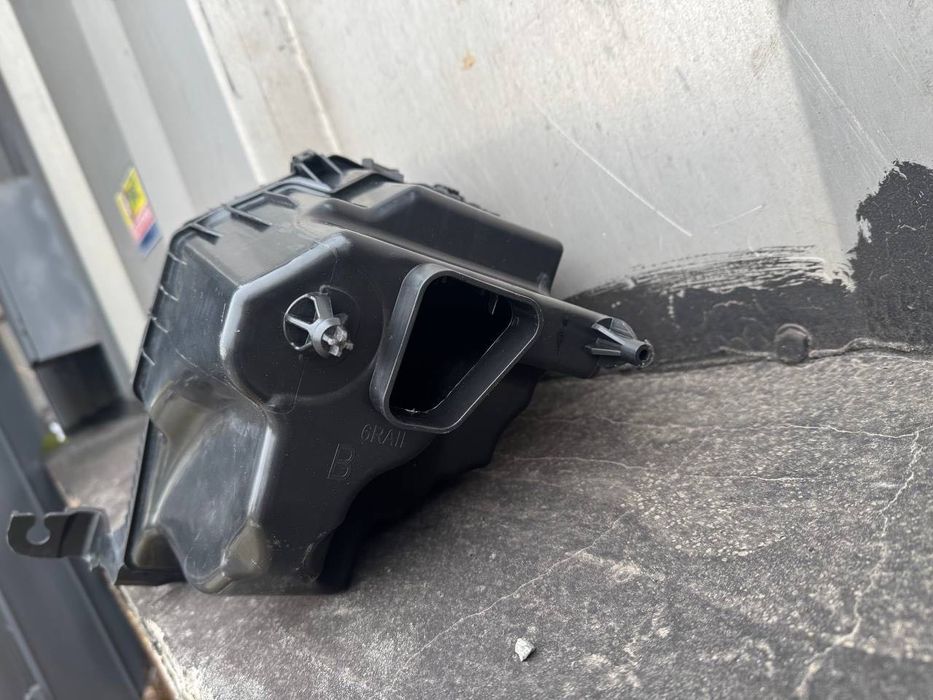 Корпус Воздушного фильтра Nissan Rogue Mitsubishi Outlander 2021 + T33