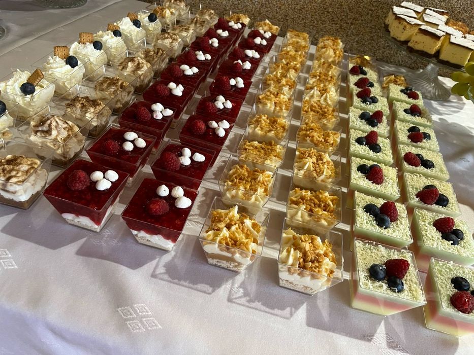 Catering, kucharka na przyjęcia z obsługą