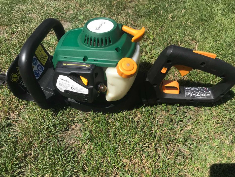 Кущоріз,бензинові ножиці для живоплоту FPHT26-4 26cc 550 мм з Англії