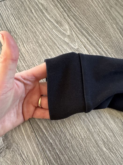 Czarna bawełniana bluza Hugo Boss rozmiar S