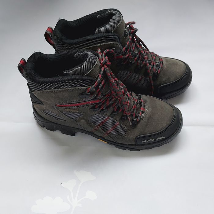 Trekkingowe Trespass w rozmiarze 41