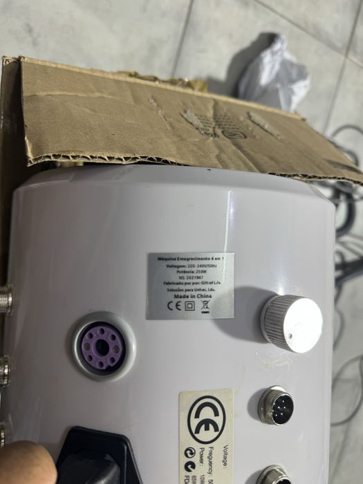 Máquina Emagrecimento 6 em 1 - Radiofrequência