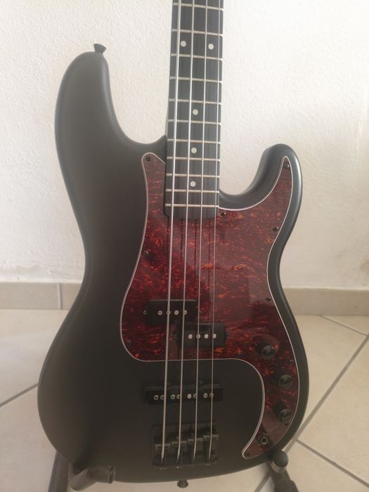 Baixo Harley Benton PJ-4 SBK Deluxe Series