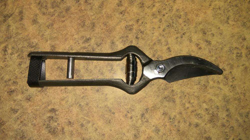 Tesoura da vindima Carpa, nova