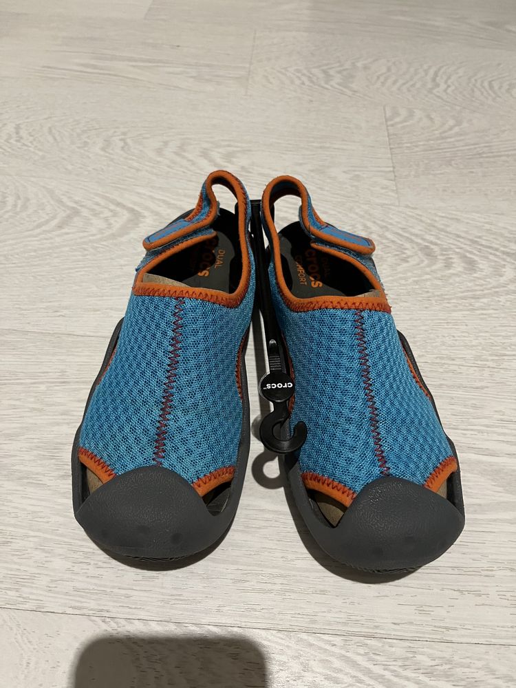 Crocs 2 2025 for 35