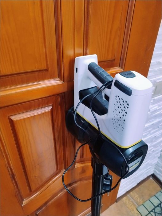 Пылесос Karcher vc4 premium( можно по запчастям)