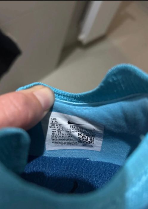 Nike Phantom GX 2 Pro Botas de
fútbol de perfil bajo TF