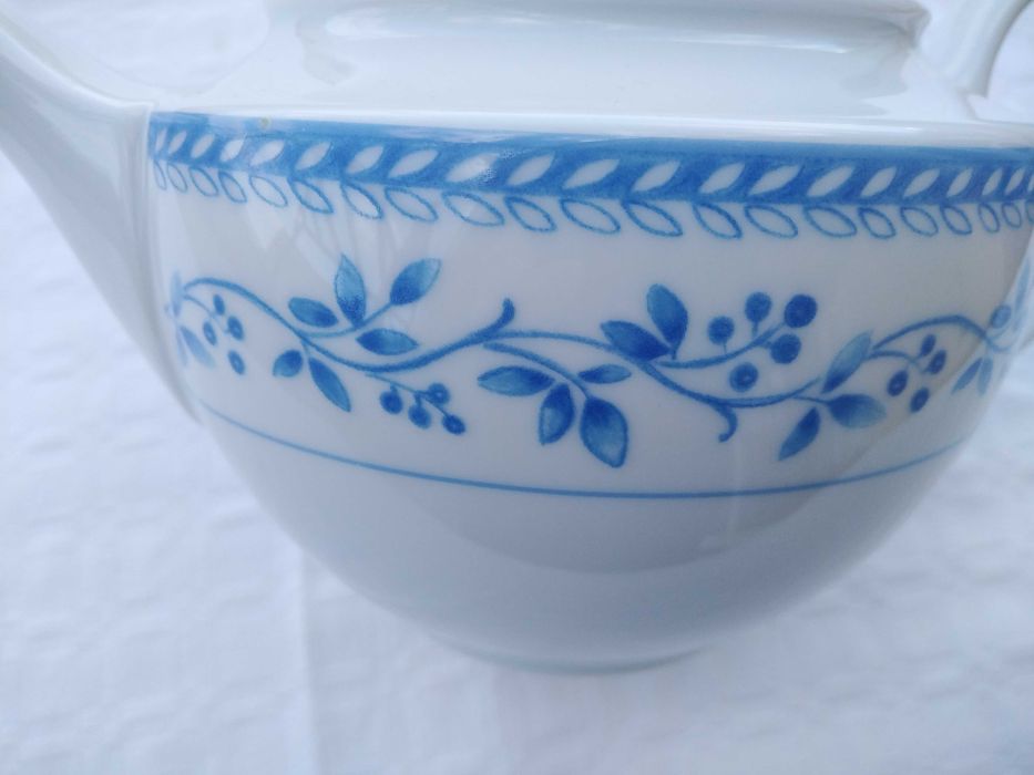 Bule de Porcelana Ema, de 1 litro