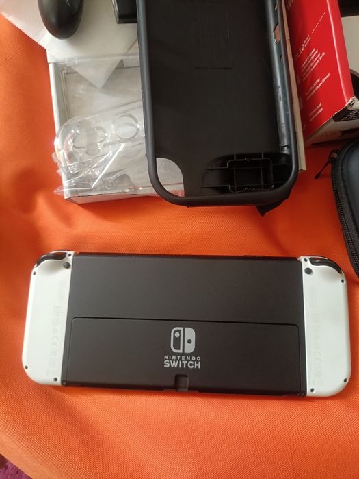 Nintendo Switch OLED White 64+256GB