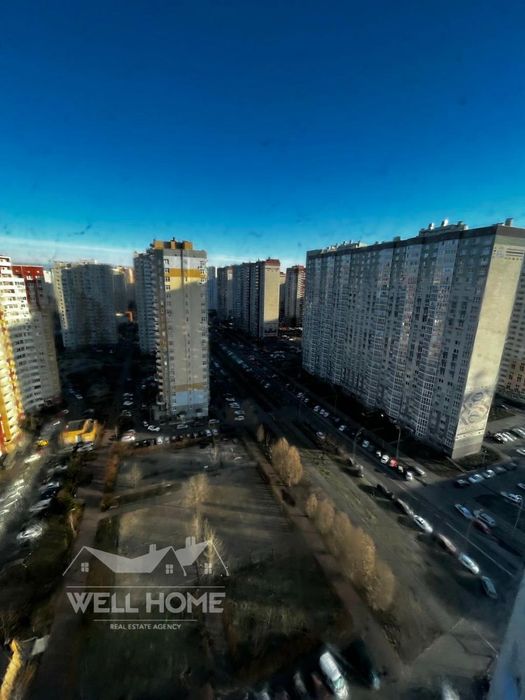 Продаж 3к квартири, вул. Чавдар, 28, ЖК Молодіжний квартал - Київ