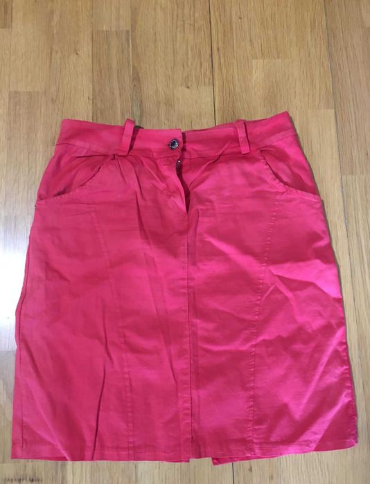 Casacos, saias e calças muito baratos