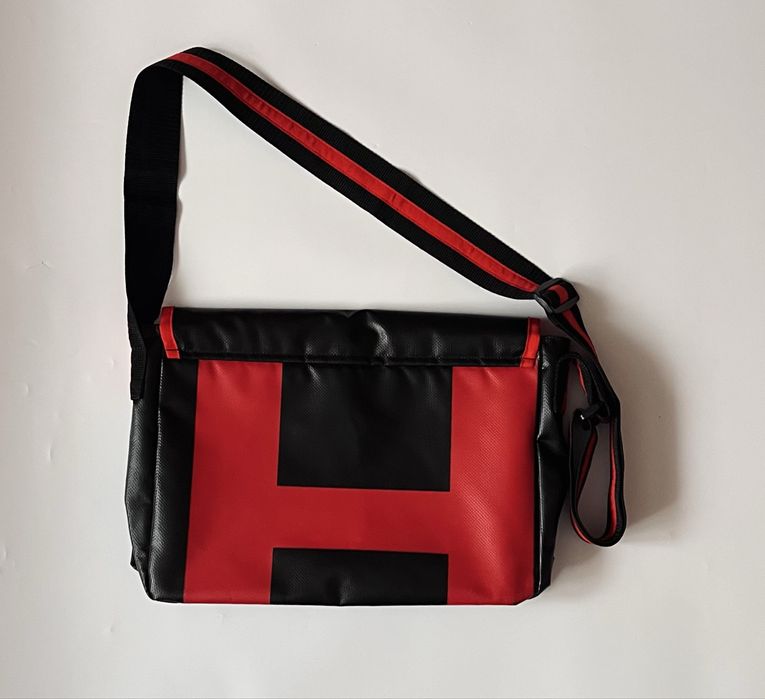 hugo boss messenger bag сумка