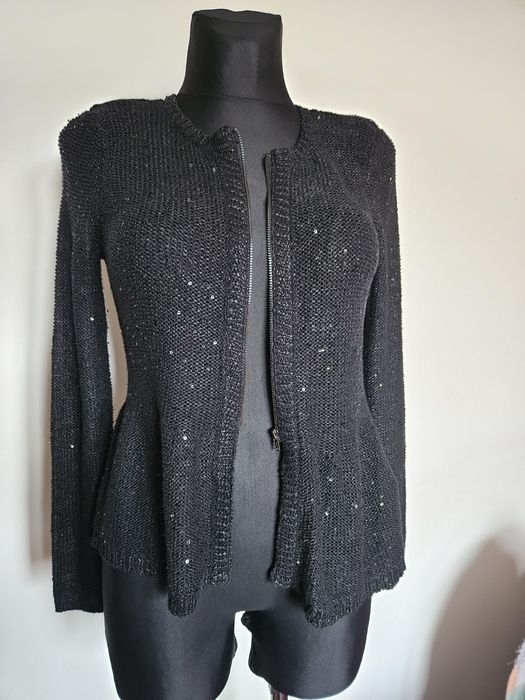 Sweter czarny zapinany na suwak