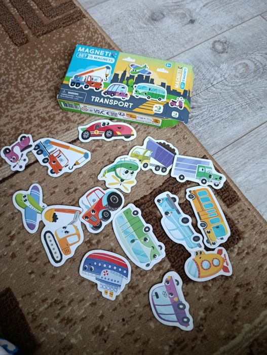 Магніти транспорт , є інші іграшки
