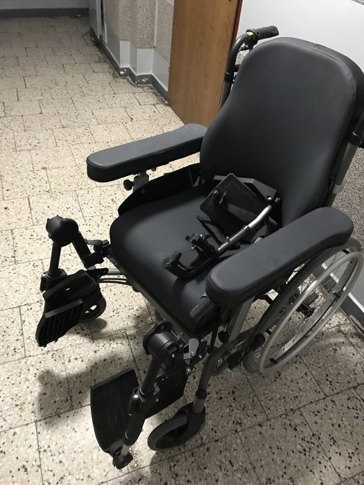 Wózek inwalidzki VERMEIREN