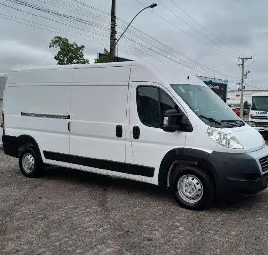 WYNAJEM wypożyczalnia busa na dzień/godziny. Usługi transportu