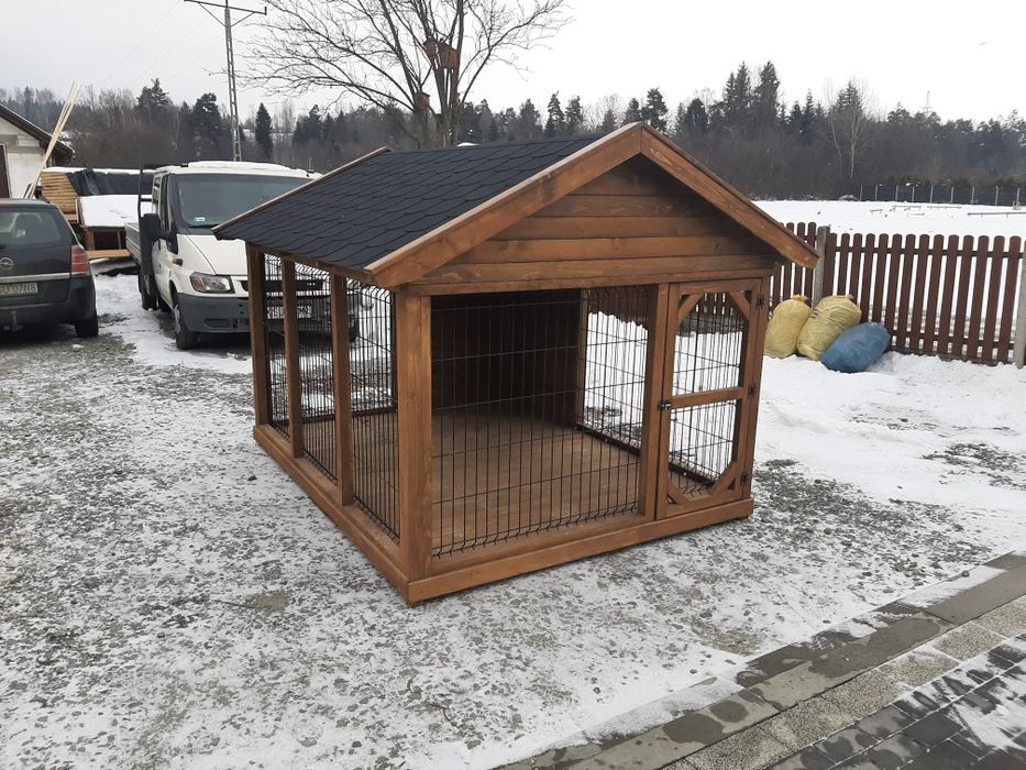 Kojec dla psa drewniany