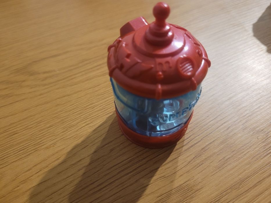 Kapsuła Super Zings z figurką