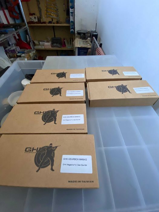 CARREGADORES GHK M4 GBB - Para o KIT de conversão
