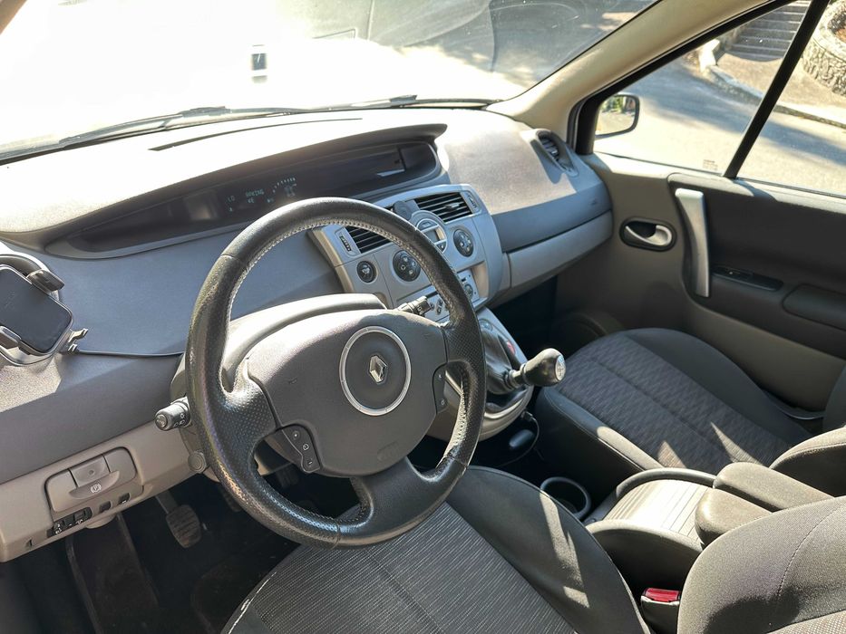 Renault Scenic 2008  II покоління (FL)  2.0i MT (135 к.с.) Газ/Бензин