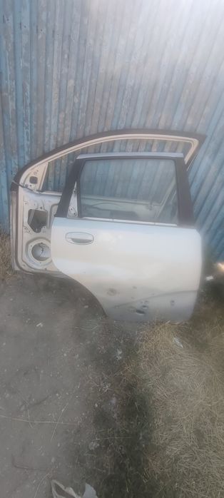 Правые двери Chevrolet Aveo / Kalos