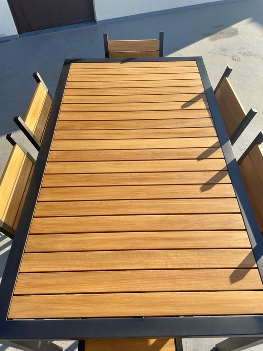 Mesa jantar de jardim