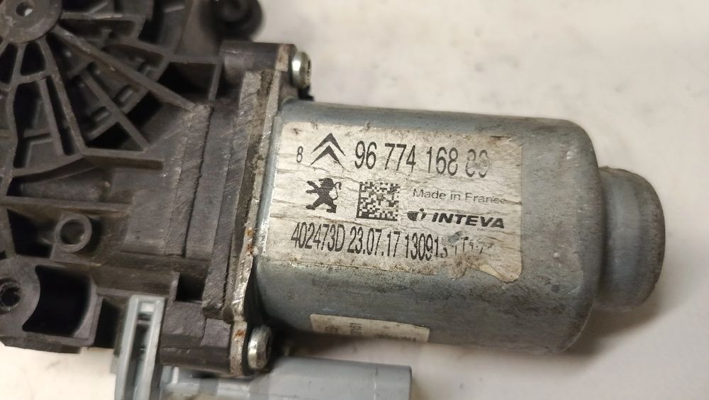 Motor vidro frente direito CITROËN C-Elysee