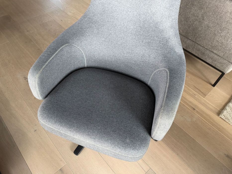 Fotel Vitra Grand Repos + Ottoman