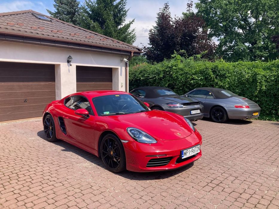 Porsche 718 Cayman
