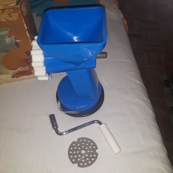 Máquina de triturar carne.