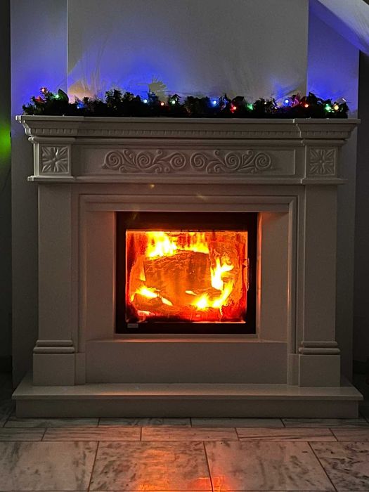 Portal Kominkowy z marmuru lub konglomeratów marmurowych  od producent