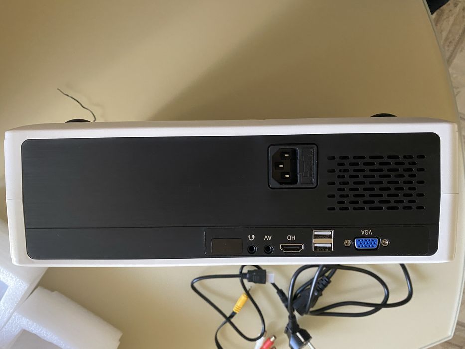 Проектор Everycom YG625 FullHD