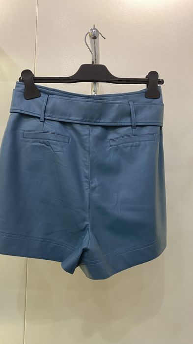 Шорти жіночі