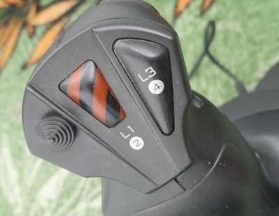Джойстик thrustmaster t.flight hotas x