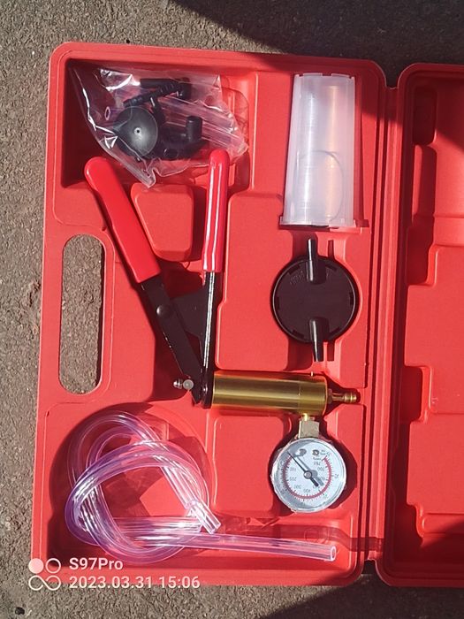 Вакуумний насос Kraft