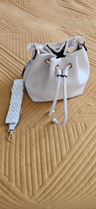 NOWY worek-torebka w kolorze beżowym