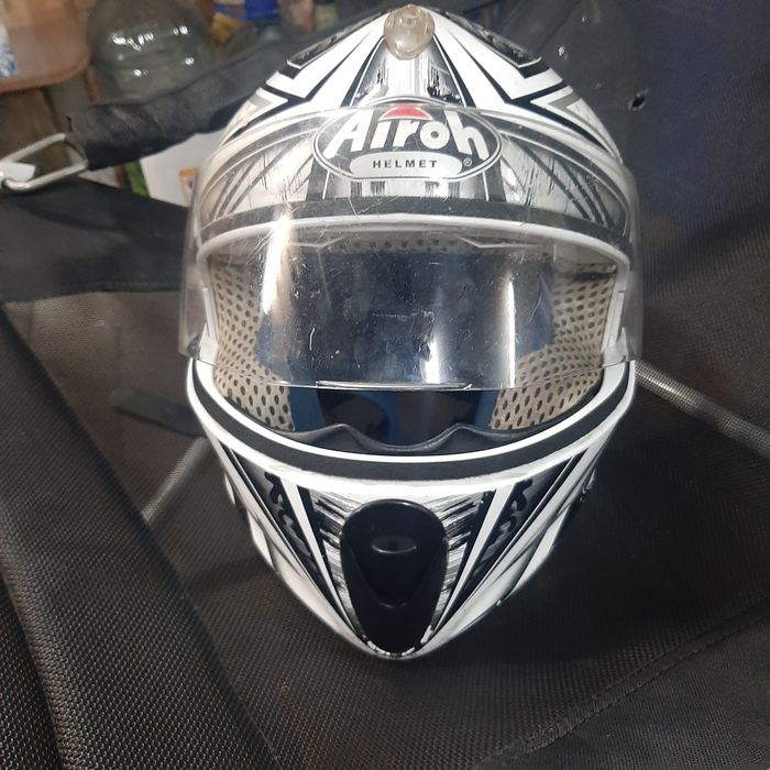 шлем airoh Запчасти для транспорта в Черниговская область