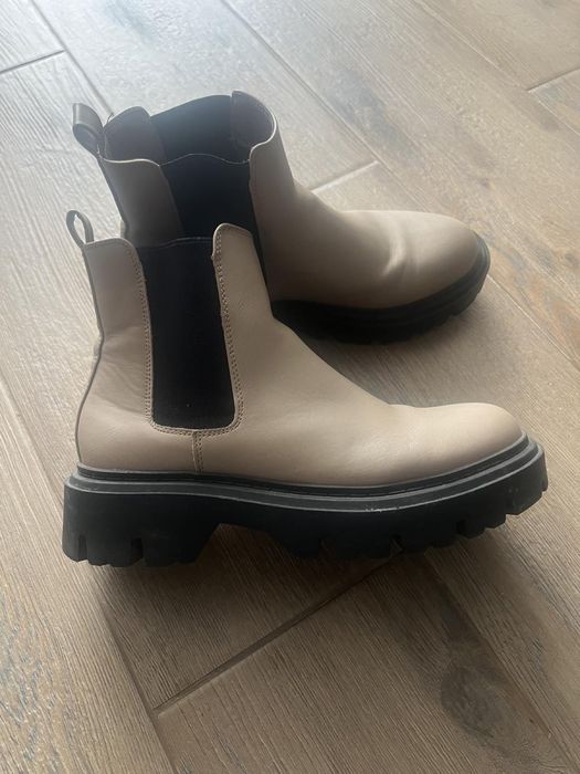 Челси челсі ботинки 38 Primark