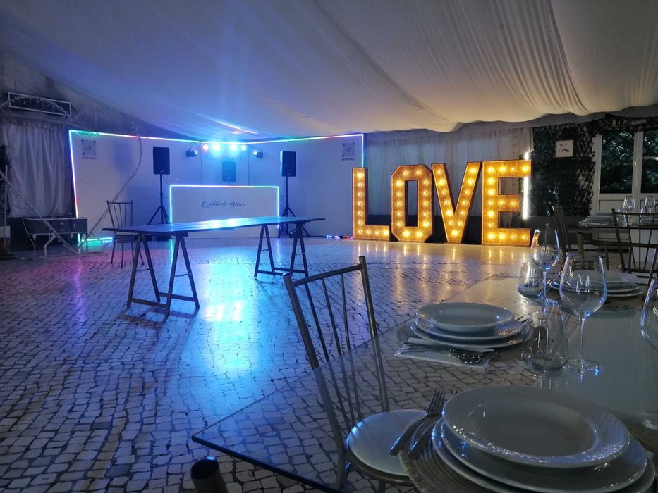 Letras Gigantes iluminadas Decorativas - LOVE