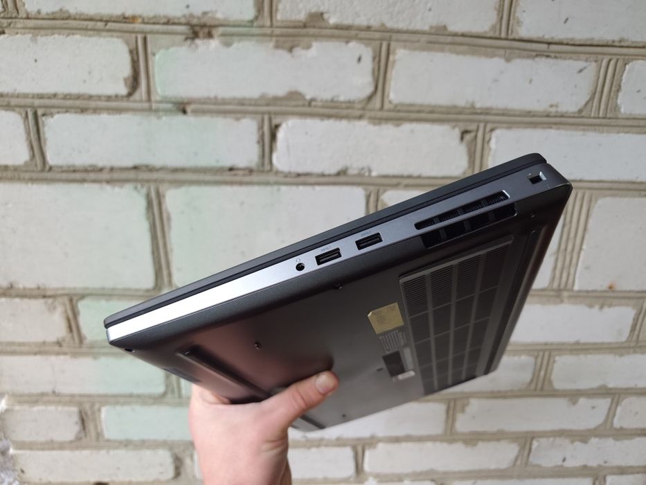 2020 року, Ігровий ноутбук DELL (i5 9400H/16/256/T1000 4GB)
