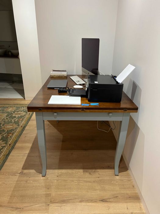 Cherry-wood dining table extends from 130 cm to 260 cm.64297660750851122