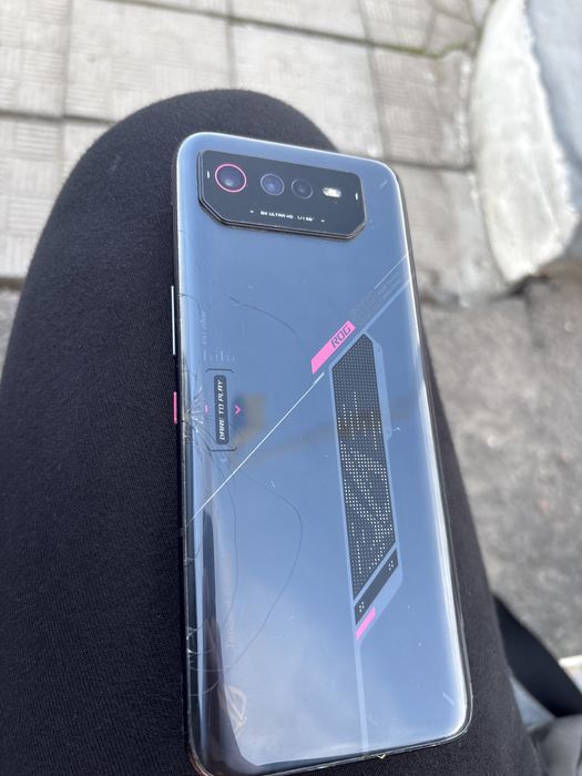 ASUS ROG Phone 6 12/256