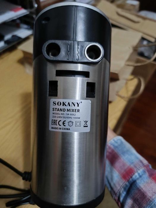 Batedeira Rotativa Sokany | 1000W potência | 4L Capacidade | COMO NOVA