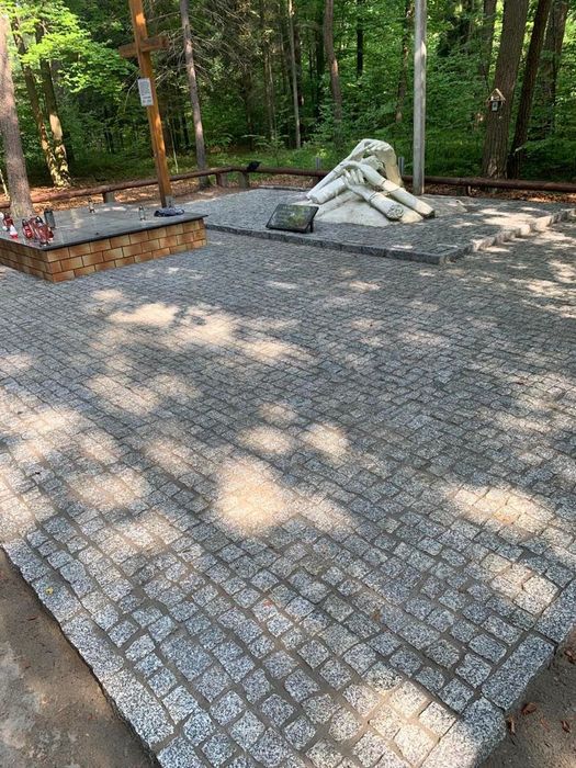 Układanie kostki brukowej